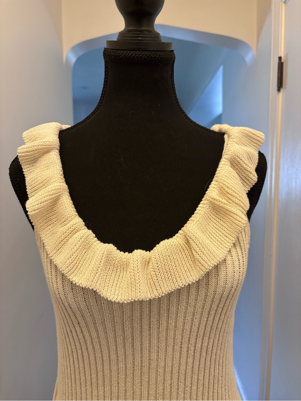 Mango Cream Ribbed Knit Top with Ruffle V-Neck - Picture 2 of 11